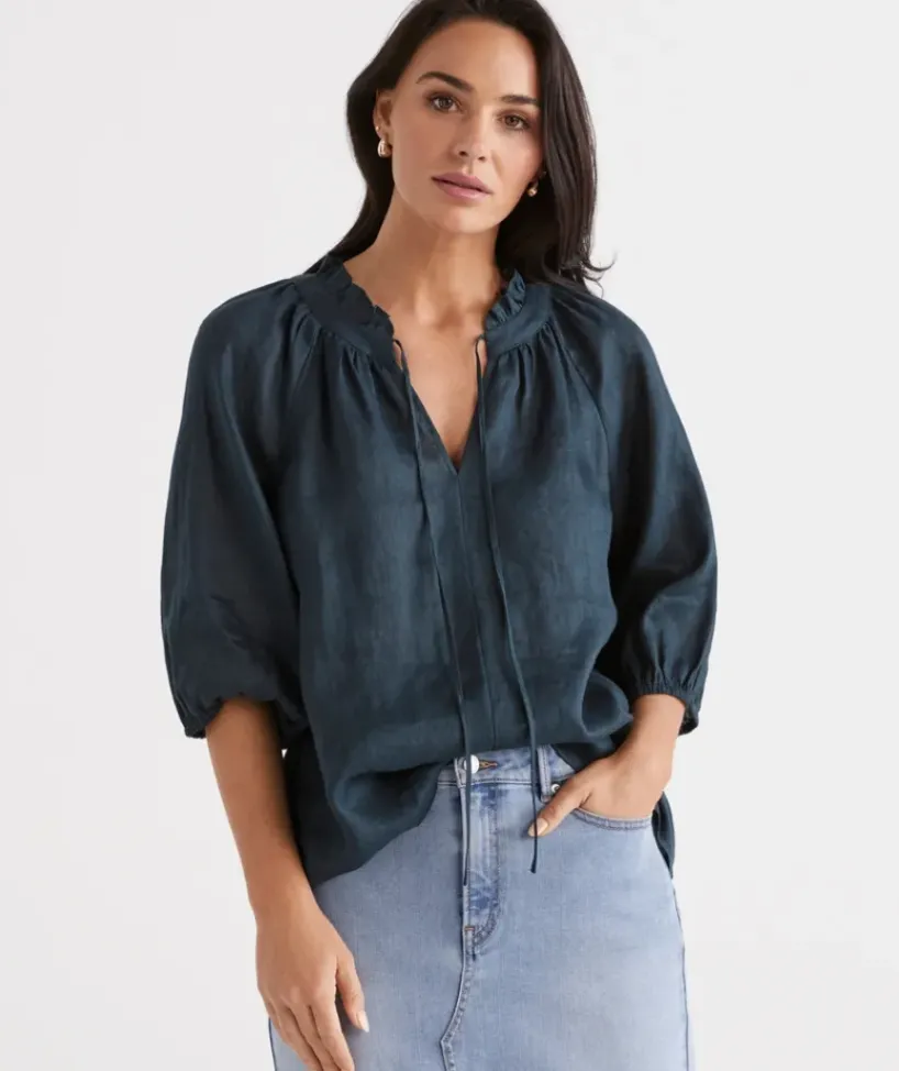 Linen Notch Neck Blouse<Sussan Clearance