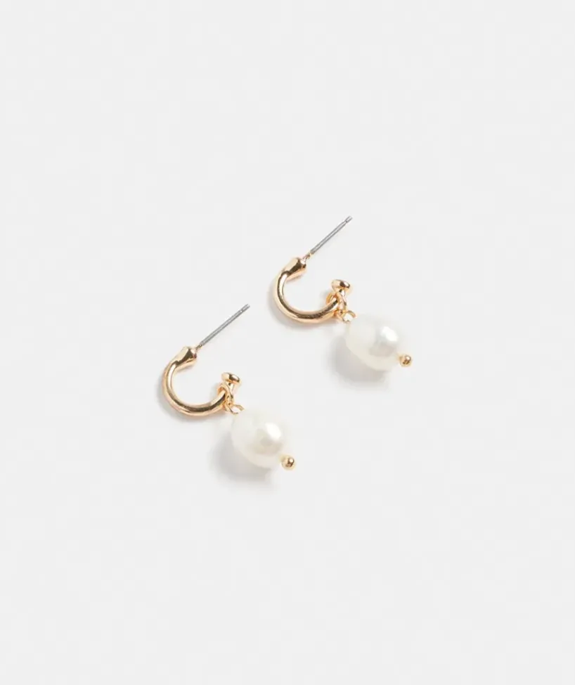 Pearl Huggie Earrings<Sussan Best
