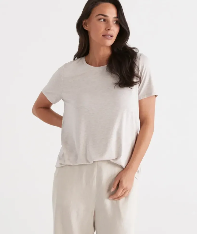 Pleat Back Tee<Sussan