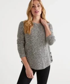Side Button Textured Top<Sussan Hot