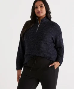 Textured Collar Top<Sussan New