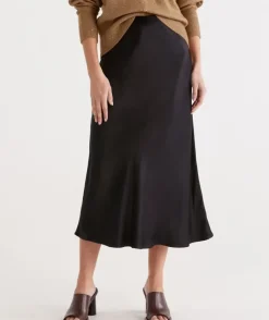 Winter Satin Slip Skirt<Sussan Best